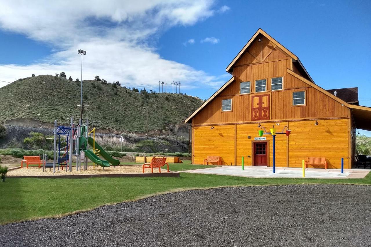 Castle Gate Rv Park Hotel Helper Exterior photo